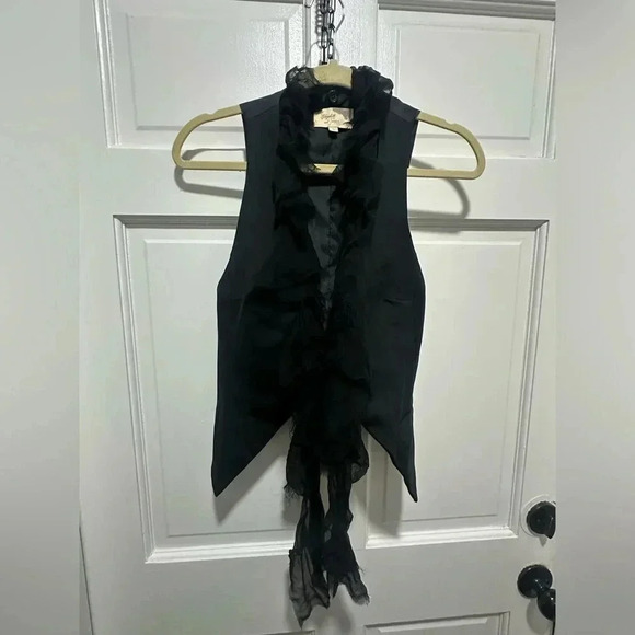 Elizabeth and James Women Black Vest Dramatic Romantic Ruffle Detail Medium EUC - Picture 5 of 5